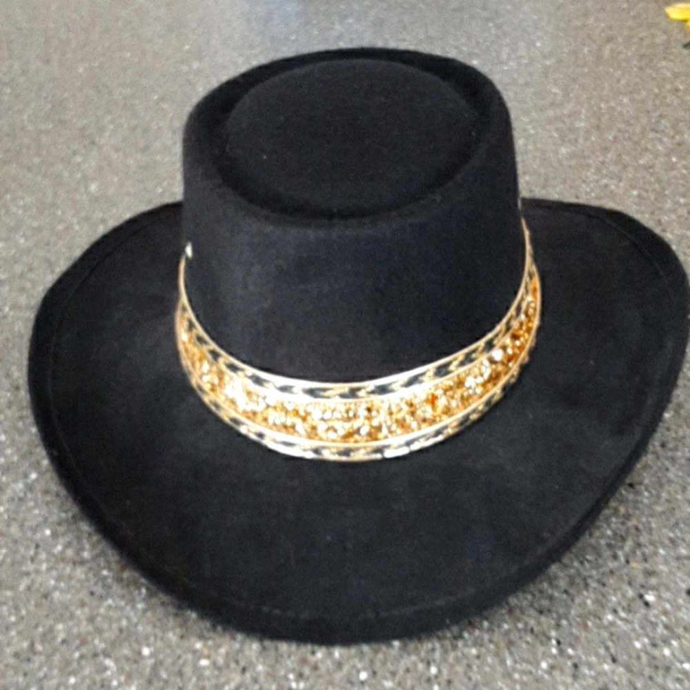 ARLOP WOMENS HAT BLACK.Cowboy or Casual